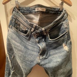 Zara ripped skinny jeans size 34